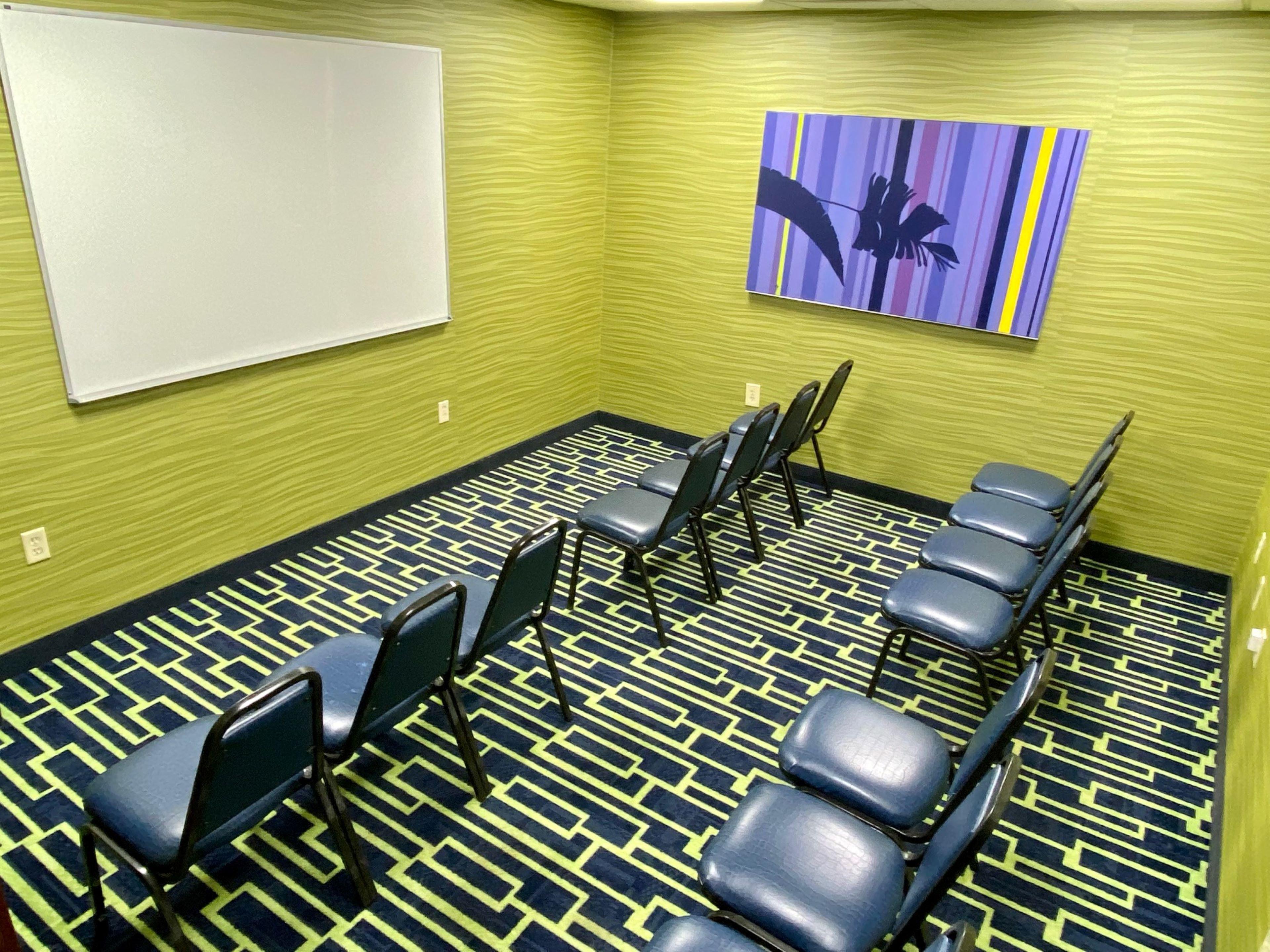 Express & Plant By Ihg 3*