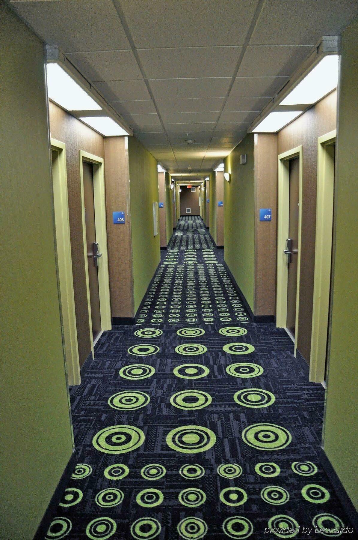 Express & Plant By Ihg 3* Plant City
